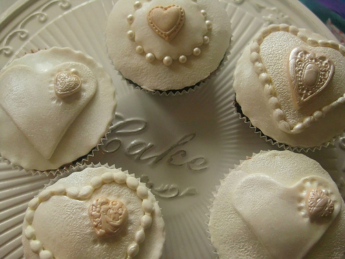 White Valentine’s Cupcakes